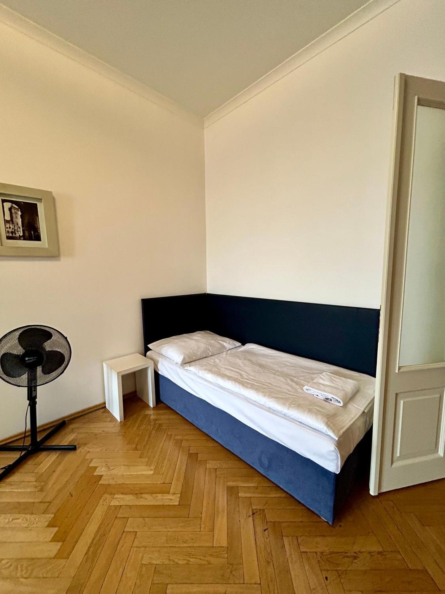 Apartment Quadrio Bedroom Prague