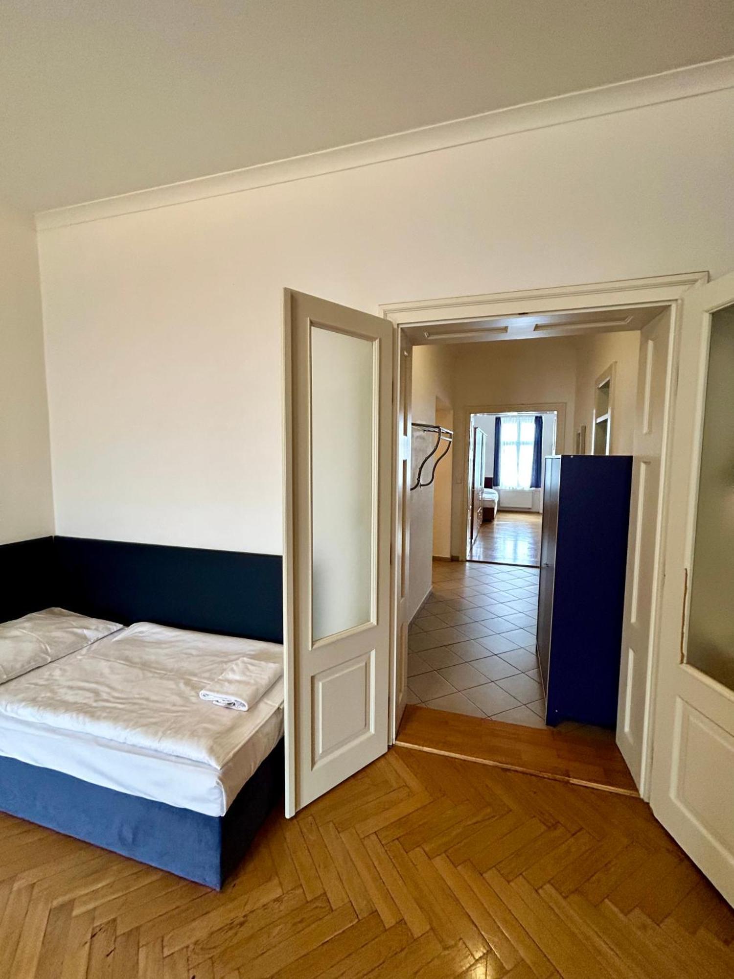 Quadrio Bedroom Apartment Prague